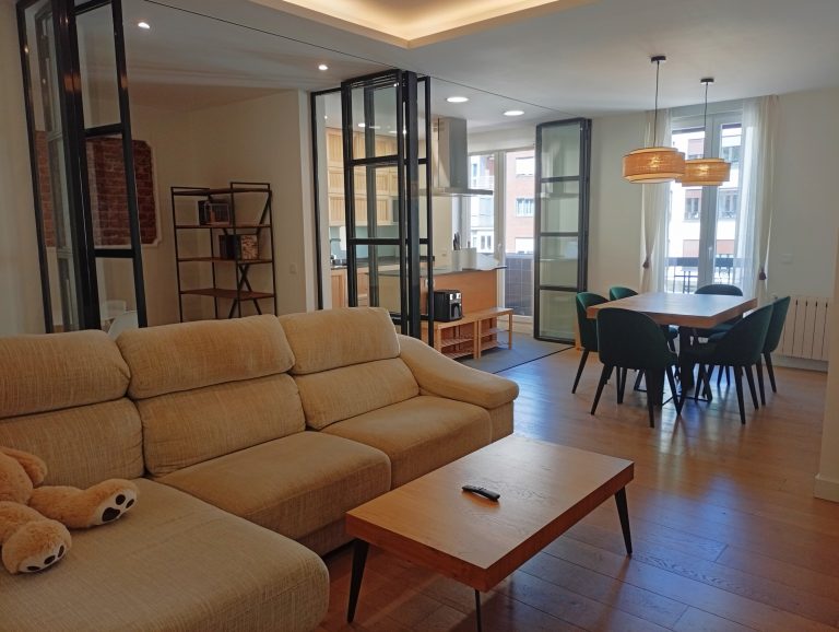 Piso en venta Calle de Raimundo Fernández Villaverde