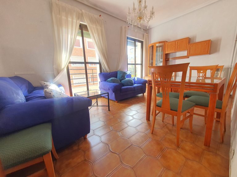 Piso en venta en la calle de Cea Bermudez