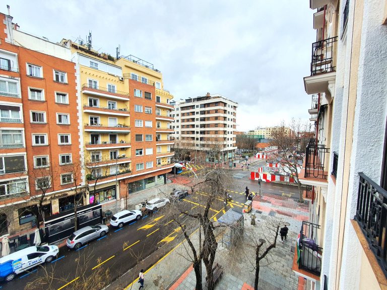 Piso en venta en Paseo de las Delicias